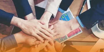 رنج تعاون از کم لطفی نظام بانکی