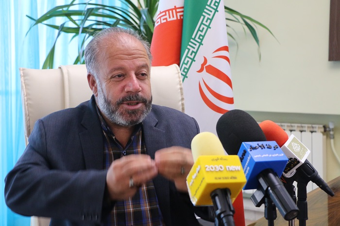 امروزه رسانه قدرت برتر را خط و مشی می دهد