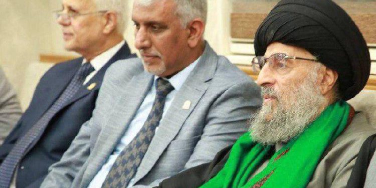 توسعه و به‌روزرسانی مداوم برنامه‌های درسی نسل‌های آینده