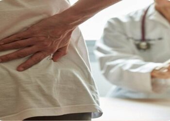 جراحی تنگی کانال نخاعی کمر چه مزایایی دارد؟