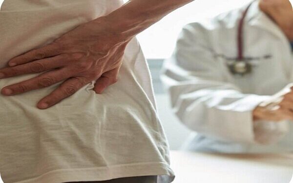 جراحی تنگی کانال نخاعی کمر چه مزایایی دارد؟