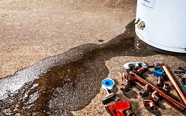 ۸ علت نشت مخزن آب + راهکارهای رفع نشتی