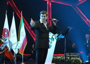 مراسم دهمین سالگرد تأسیس مجتمع تجاری کورش برگزار شد