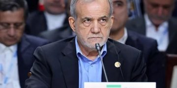 تاکید رئیس‌جمهور بر لزوم مدیریت هوش مصنوعی در کشورهای عضو دی8