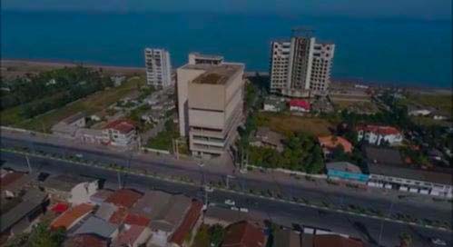 چالشهای حقوقی: چگونه باید با آنها برخورد کرد؟