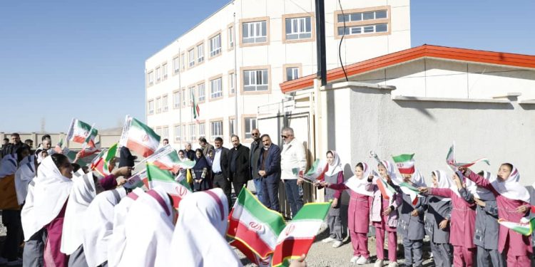 آذربایجان‌غربی در رتبه آخر آموزشی؛ فریاد دانش‌آموزان بی‌مدرسه