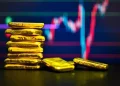 بهترین اپلیکیشن‌های خرید و فروش طلای آب شده در سال ۱۴۰۵؛ مقایسه امنیت، کارمزد و امکانات پلتفرم‌های آنلاین طلا