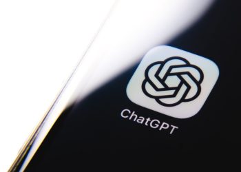 چرا ChatGPT بعضی برندها را حتی با وجود حضور در منابع، معرفی نمی‌کند؟ بررسی نقش سئو و دیده‌شدن در هوش مصنوعی